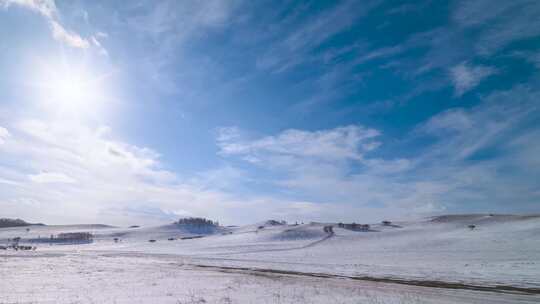 冬季内蒙古乌兰布统蓝天白云雪景