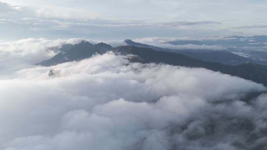 森林湖泊云海山川山脉云雾缭绕 青山绿水