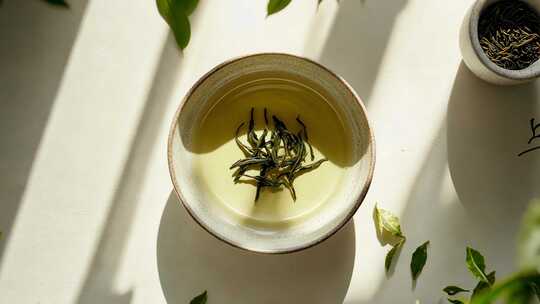 碗中绿茶特写