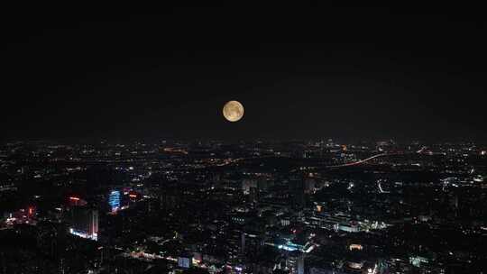 广州城市月亮延时夜景城市中秋节月亮升起来