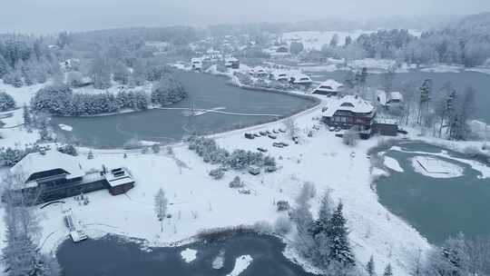 航拍早春大兴安岭雪村