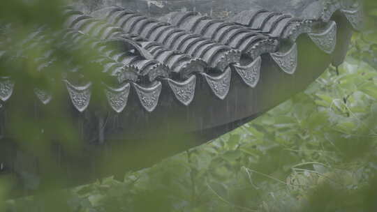 古建筑屋檐下雨 意境水滴 唯美屋檐雨滴