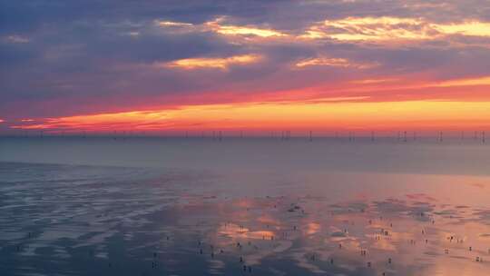 海滩海边日出朝霞唯美天空之镜火烧云