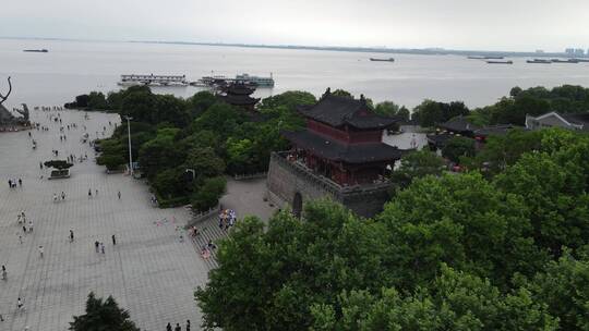 城市航拍湖南岳阳瞻岳门