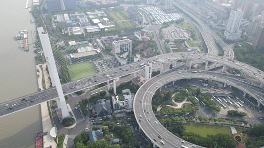 上海南浦大桥车流黄浦江全景特写4K航拍视频素材模板下载