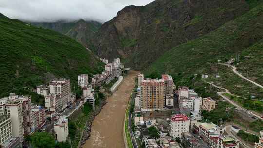 航拍四川甘孜大金川丹巴县城风光