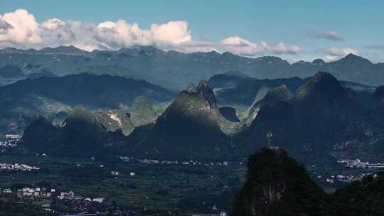 桂林阳朔群山