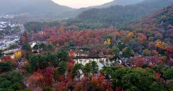 苏州天平山秋季红枫航拍