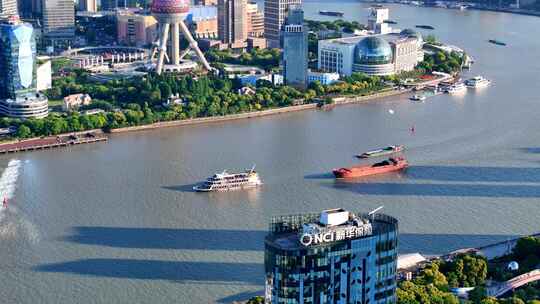 航拍上海陆家嘴全景 黄浦江船舶 浦西滨江