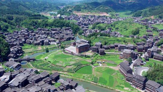 航拍三江侗族程阳八寨乡村古宅全景