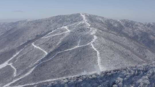 航拍吉林省吉林市北大湖滑雪场冬季风光