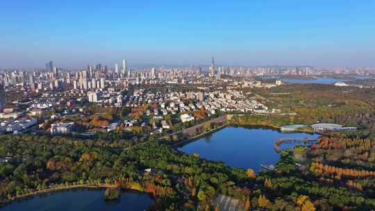 江苏南京灵山风景区前湖秋天秋色航拍