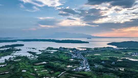 江西九江庐山脚下鄱阳湖村落高空航拍延时