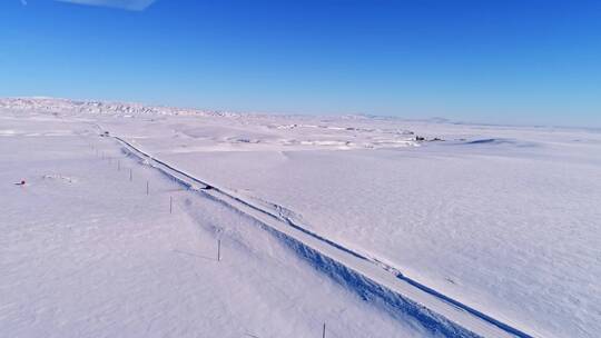 新疆冰封的喀纳斯雪原