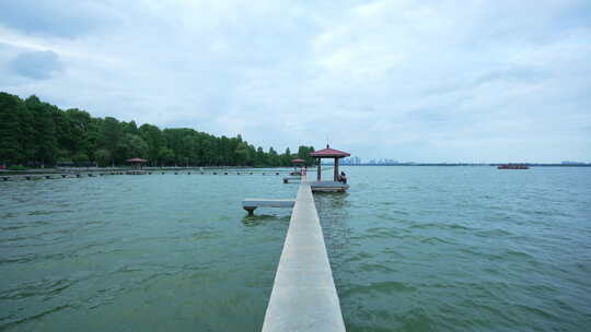 武汉东湖风景区听涛泳场