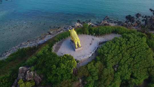 航拍海南三亚西岛海洋文化旅游区海浪礁石