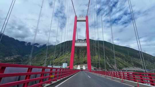 川西自驾游川藏线雅康高速大渡河大桥视频素材模板下载