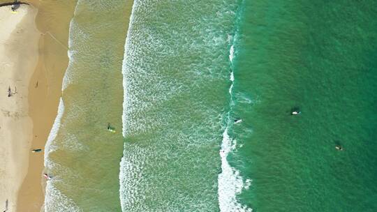 海南万宁石梅湾日月湾冲浪风光大海航拍