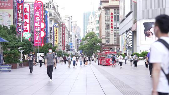 南京东路扫街行人街拍视频素材模板下载