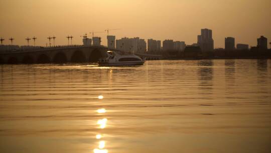 城市黄昏