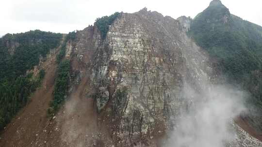 地质灾害崩塌滑坡瞬间高速航拍