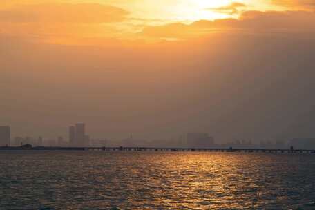 海口海上城市日出