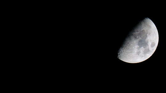 深夜晚唯美月球月亮移动延时