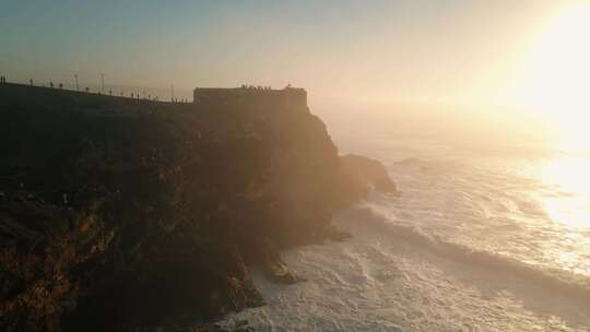 Nazare， Big Waves，大西