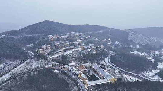 航拍南京宏觉寺雪景