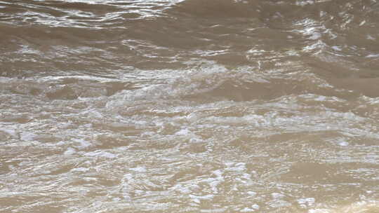 河流 流水 水面 奔流 江河 波涛 波浪翻滚