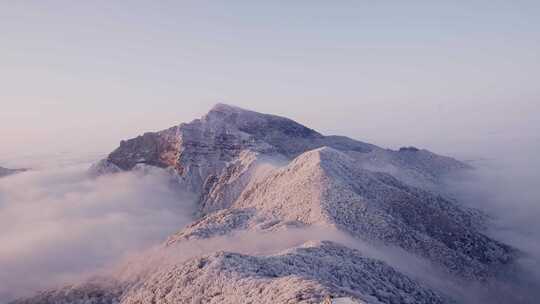 梵净山雪后日出云海仙境