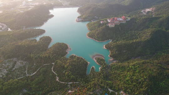 珠海金台寺佛教寺庙夕阳水库航拍