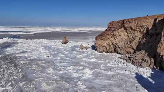 冰雪海冰大海岩石排石冬天航拍