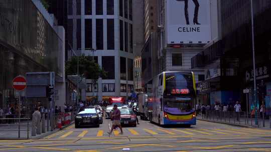 香港叮叮车车流行人街景