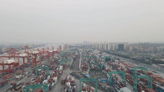 上海集装箱码头4K航拍（4分钟）60帧