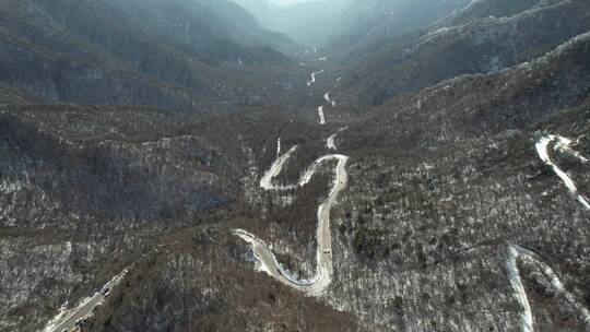 秦岭雪景