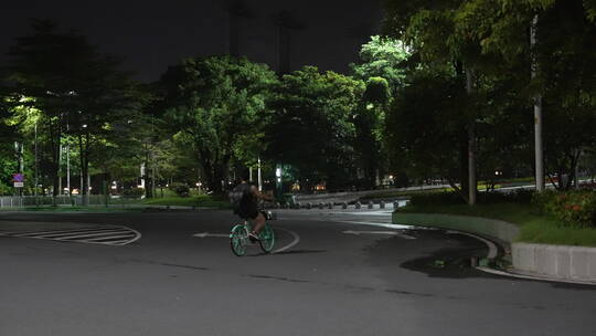 广州珠江新城马路街景