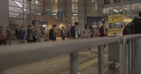 香港行人过马路街景