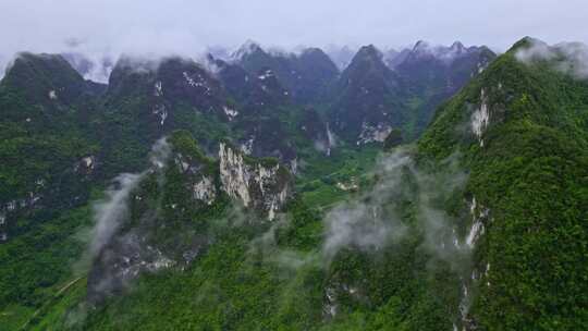 航拍雨后群山云雾缭绕山峦叠嶂山脉山川