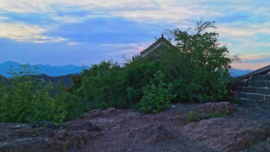 中国河北金山岭长城夏季傍晚晚霞大气磅礴