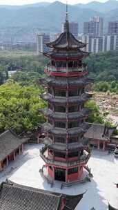 竖屏航拍重庆华岩旅游风景区华岩寺