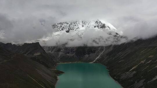 西藏山南朱错白玛林白马林措库拉岗日雪山视频素材模板下载