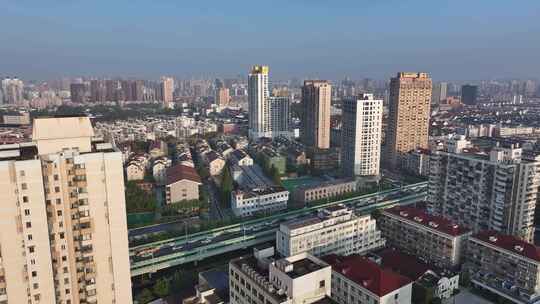 上海内环高架清晨早高峰航拍视频素材模板下载
