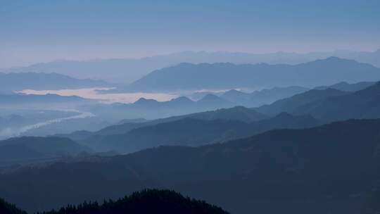 杭州临安群山山峰山峦晨曦风光