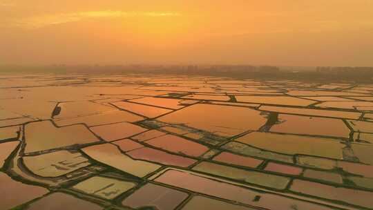 山西运盐池黄昏日落航拍，自然风景湖水