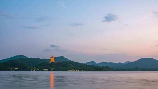 杭州西湖地标雷峰塔日转夜延时