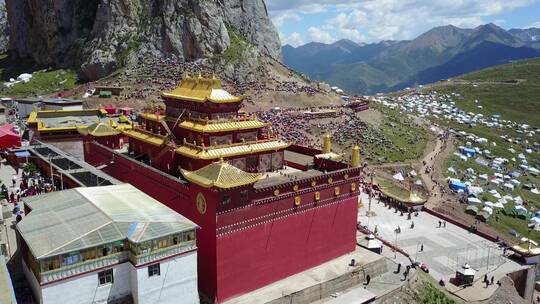 西藏丁青县孜珠寺雍仲苯教航拍孜珠神山