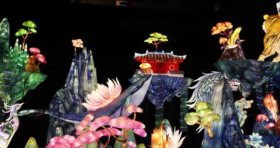 浙江绍兴新昌大佛寺春节灯会漫天神佛