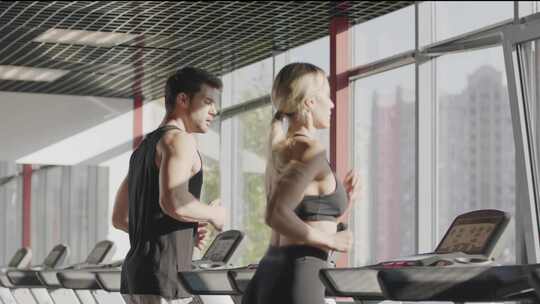 健身房跑步机运动健身视频素材模板下载