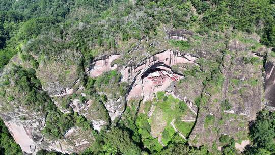 航拍福建泰宁大金湖丹霞地貌甘露寺